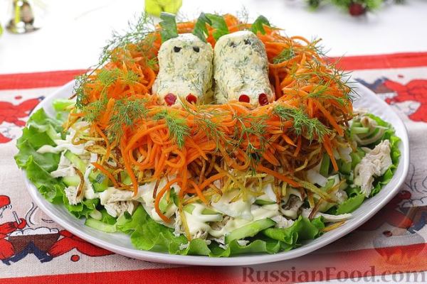 Салат "Драконье гнездо" с курицей, картофелем и морковью по-корейски